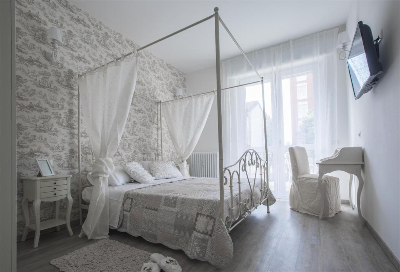 Bed and Breakfast Lilly Chic Monza Zewnętrze zdjęcie